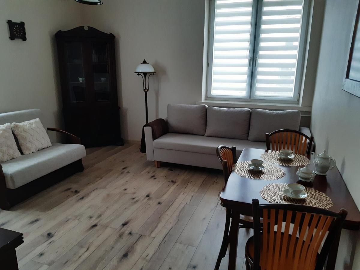 Zwirki Centrum Skierniewice Ngoại thất bức ảnh